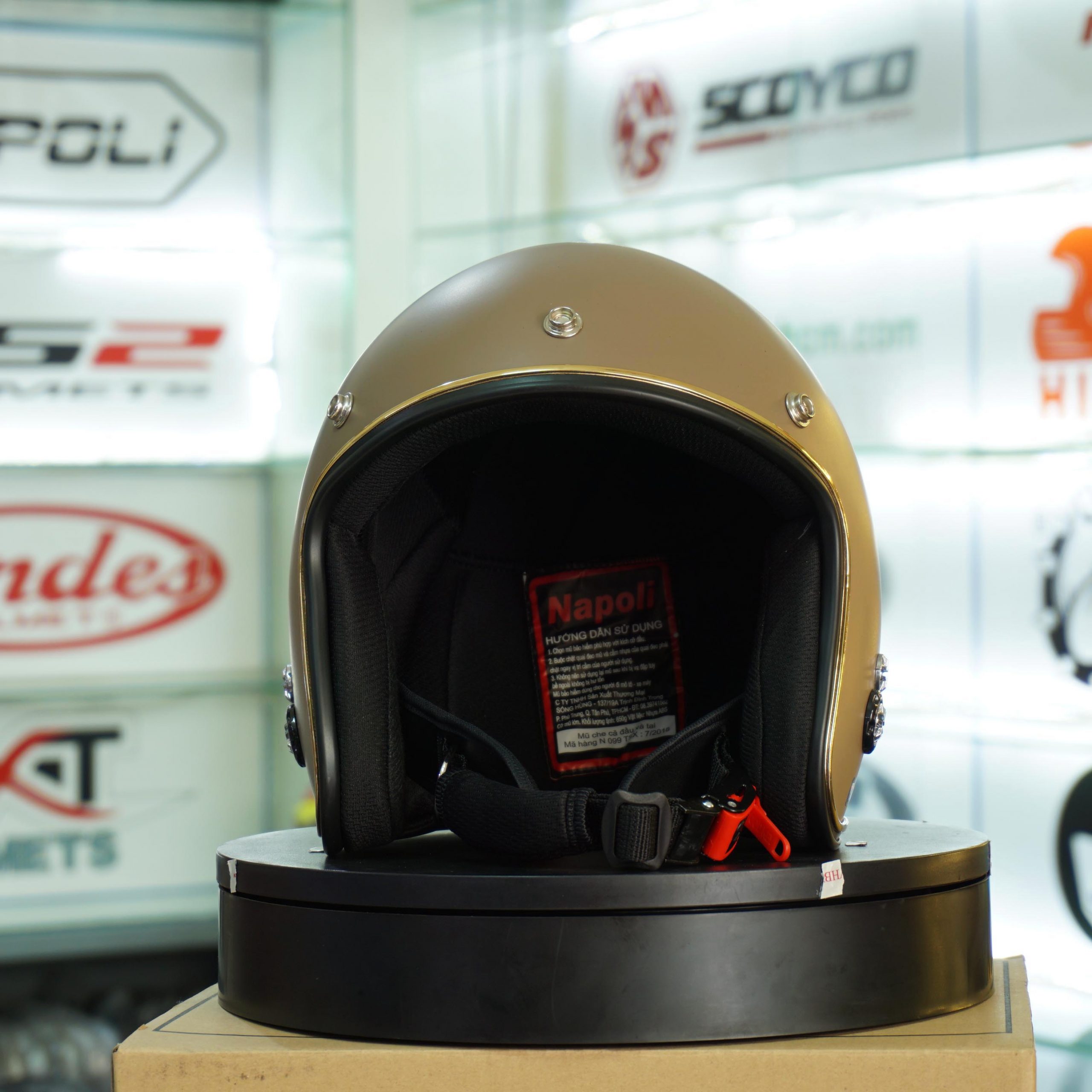 Non-3-4-Napoli-Moto-2018 (10)