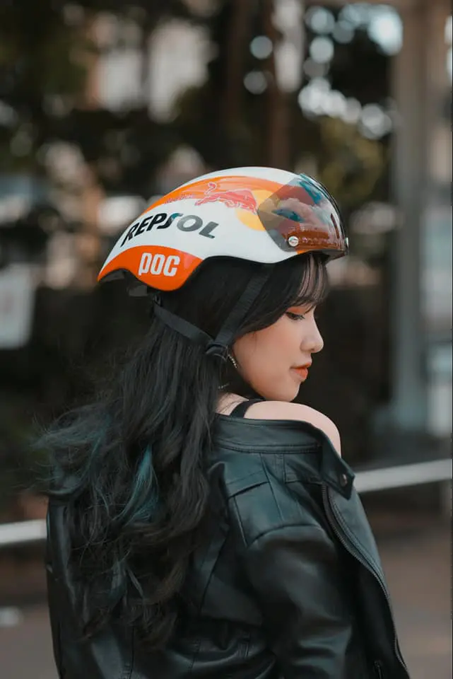 Nón xe đạp poc 01